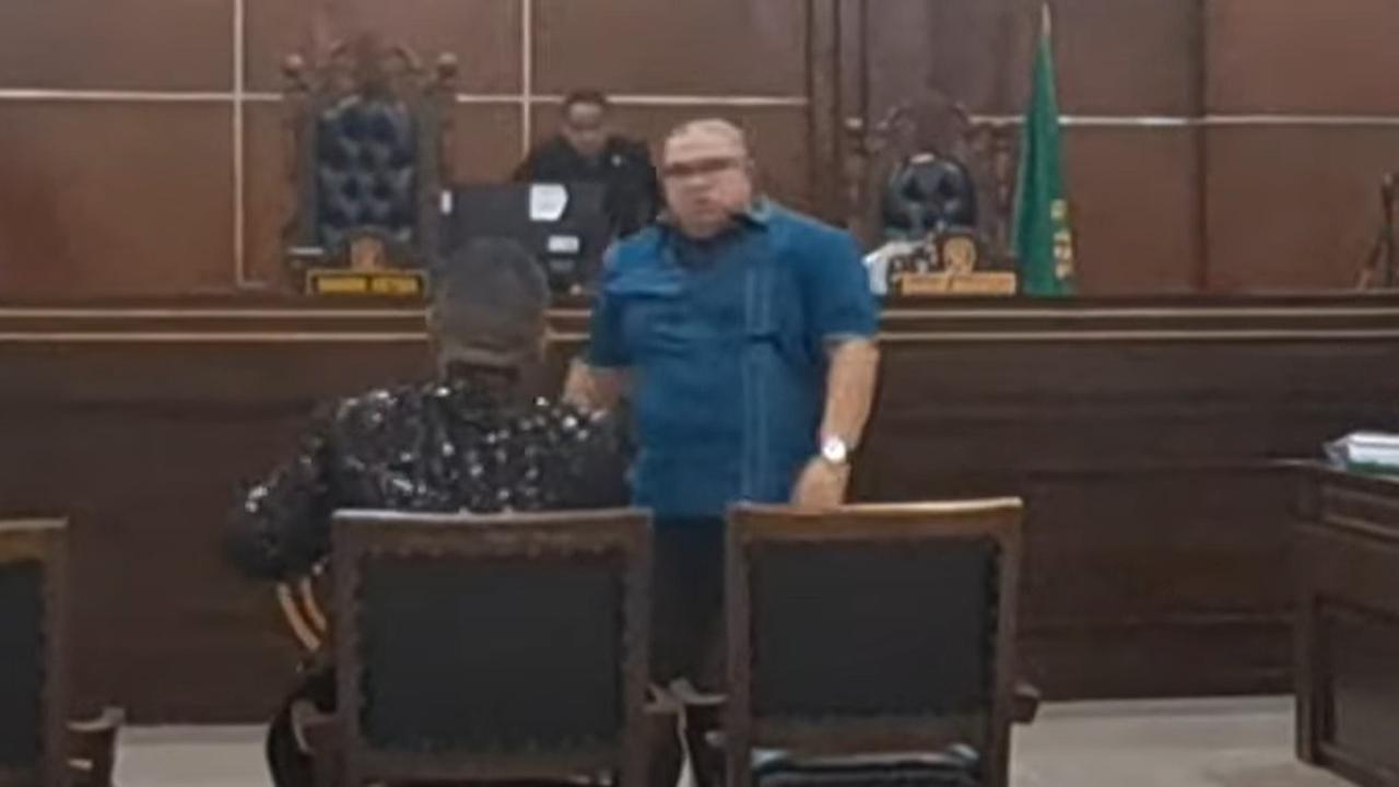 VIDEO: Tegas KY Bereaksi di DPR Buntut Ricuh Hotman Vs Razman Sidang di PN Jakut