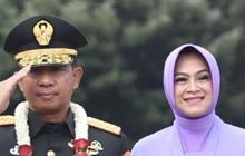 Pesona Evi Sophia Istri Panglima TNI Dampingi Suami, Aura Kecantikannya Begitu Terpancar