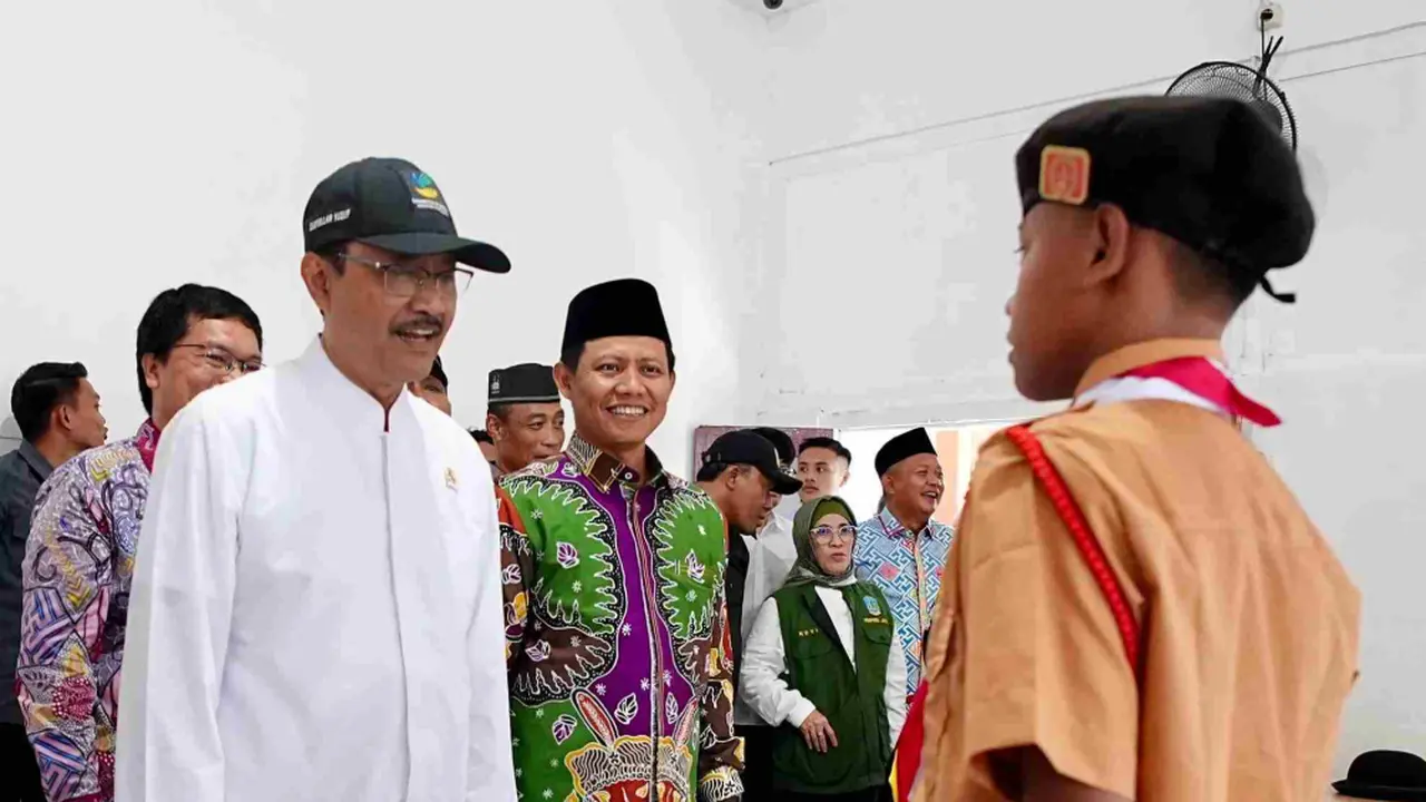 Siswa Disabilitas di Sekolah Rakyat Punya Semangat Belajar, Mensos Gus Ipul Kagum