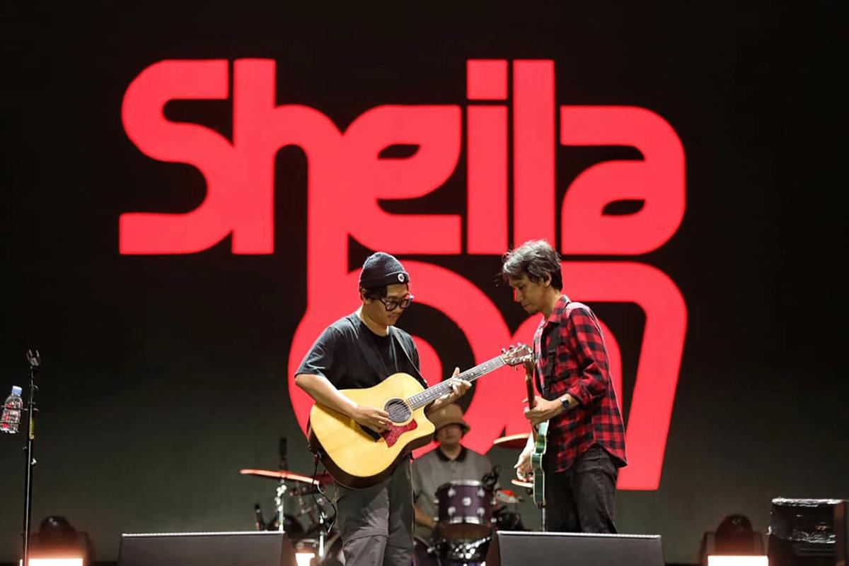 FOTO: Sheila On 7 Satukan Ribuan Penonton dalam Euforia KLBB Festival 2026
