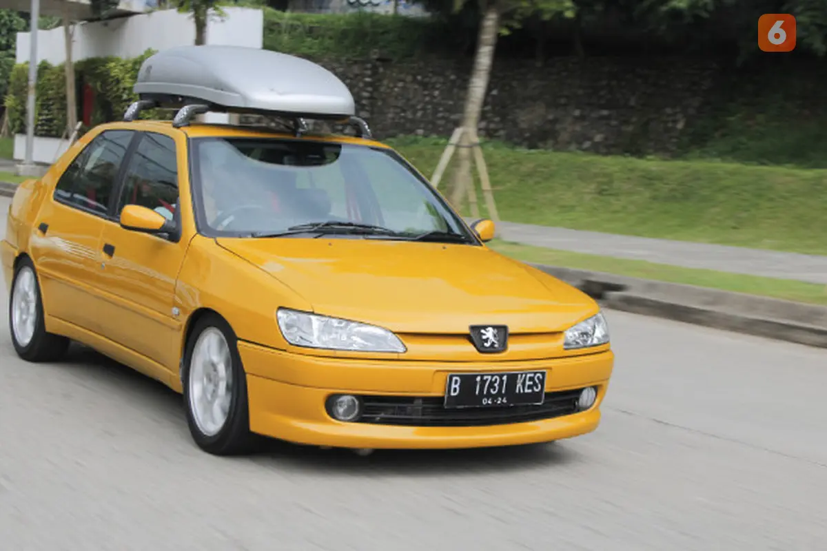 Modifikasi Peugeot 306 bermesin turbo (Fahmi/Liputan6)