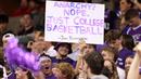Suporter Grand Canyon Antelopes membawa poster bertuliskan "Anarki? Tidak. Hanya basket universitas - Jon Rothstein" saat laga putaran pertama Divisi I NCAA melawan Saint Mary yang berlangsung di Spokane Veterans Memorial Arena, Washington, Amerika, Minggu (23/03/2024) WIB. (AFP/Getty Images/Steph Chambers)