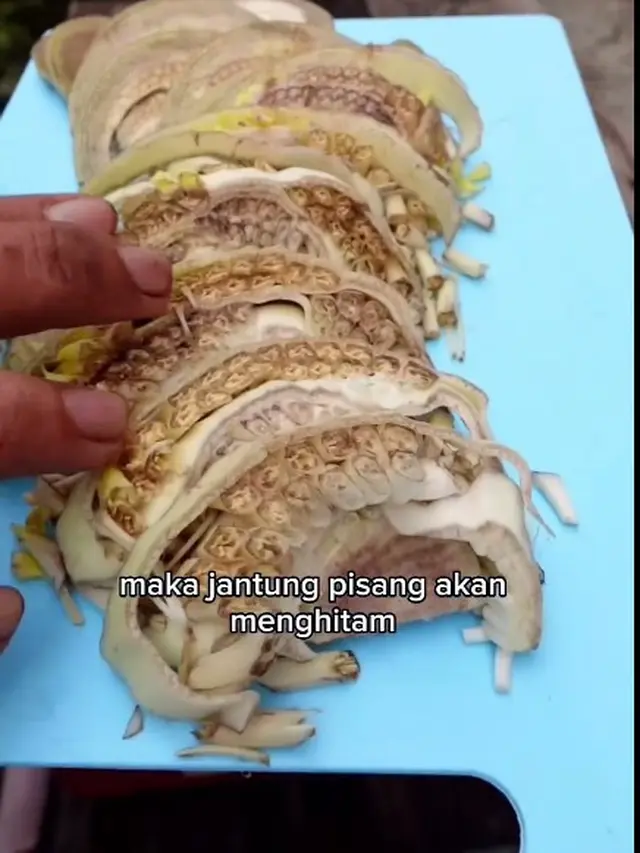 Modal 1 Bahan, Ini Cara Olah Jantung Pisang Agar Tetap Putih