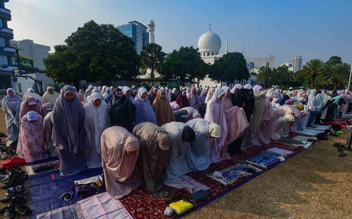 Shalat Istisqa Digelar di Al Azhar di Tengah Kemarau Panjang