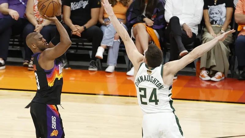 Hasil NBA Finals 2021 : Giannis Main, Suns Sikat Bucks di Gim 1