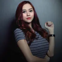 Aura Kasih pun berbagi cerita seputar kegemarannya dengan musik jazz dan karier bernyanyi yang kembali ia tekuni. (Galih W. Satria/Bintang.com)
