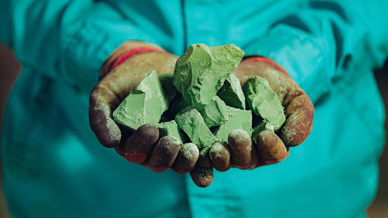 Harita Nickel di Pulau Obi sudah menggelontorkan investasi lebih dari USD 1 miliar untuk membangun industri hilirisasi nikel