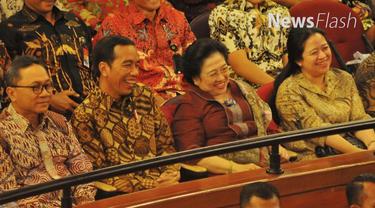 Guyonan Megawati membuat Presiden Joko Widodo dan undangan lain tertawa.