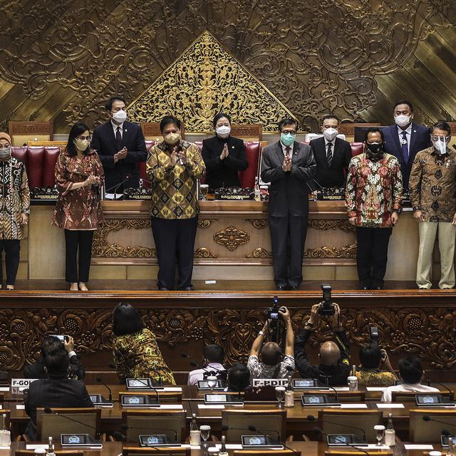 Headline Omnibus Law Uu Cipta Kerja Disahkan Antara Tarik Investasi Dan Nasib Pekerja Bisnis Liputan6 Com
