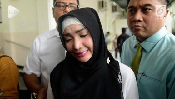 VIDEO: Terbukti Bersalah, Roro Fitria Divonis 4 Tahun Penjara