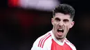 Arsenal menjaga momentum perburuan gelar juara Liga Inggris mereka dengan kemenangan 1-0 atas Burnley di Emirates Stadium, Selasa (19/5/2026) dini hari WIB. Gol tunggal Kai Havertz menjadi penentu tiga poin yang semakin mendekatkan The Gunners ke mahkota Premier League pertama mereka dalam 22 tahun terakhir. (John Walton/PA via AP)