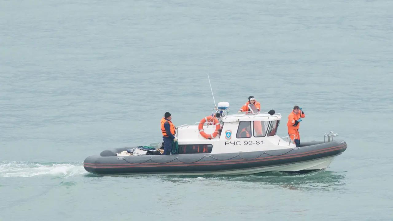 20161225 Pesawat Militer Rusia Jatuh di Laut Hitam, 91 Penumpang Belum Ditemukan