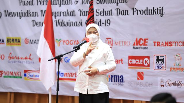 Ribuan Pekerja Ritel Sudah Divaksin, Menaker Ida Harap Herd Immunity Segera Terbentuk