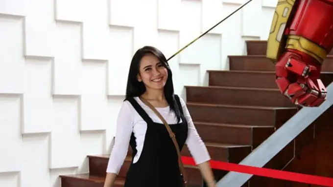 Seperti Ayu Ting Ting, Ini Makeup untuk si Kulit Putih