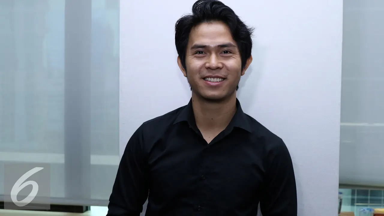 Cakra Khan