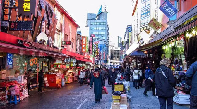 Nikmati beberapa pengalaman unik yang hanya dapat Anda temukan di Seoul, Korea Selatan. (Foto: theseoulguide.com)