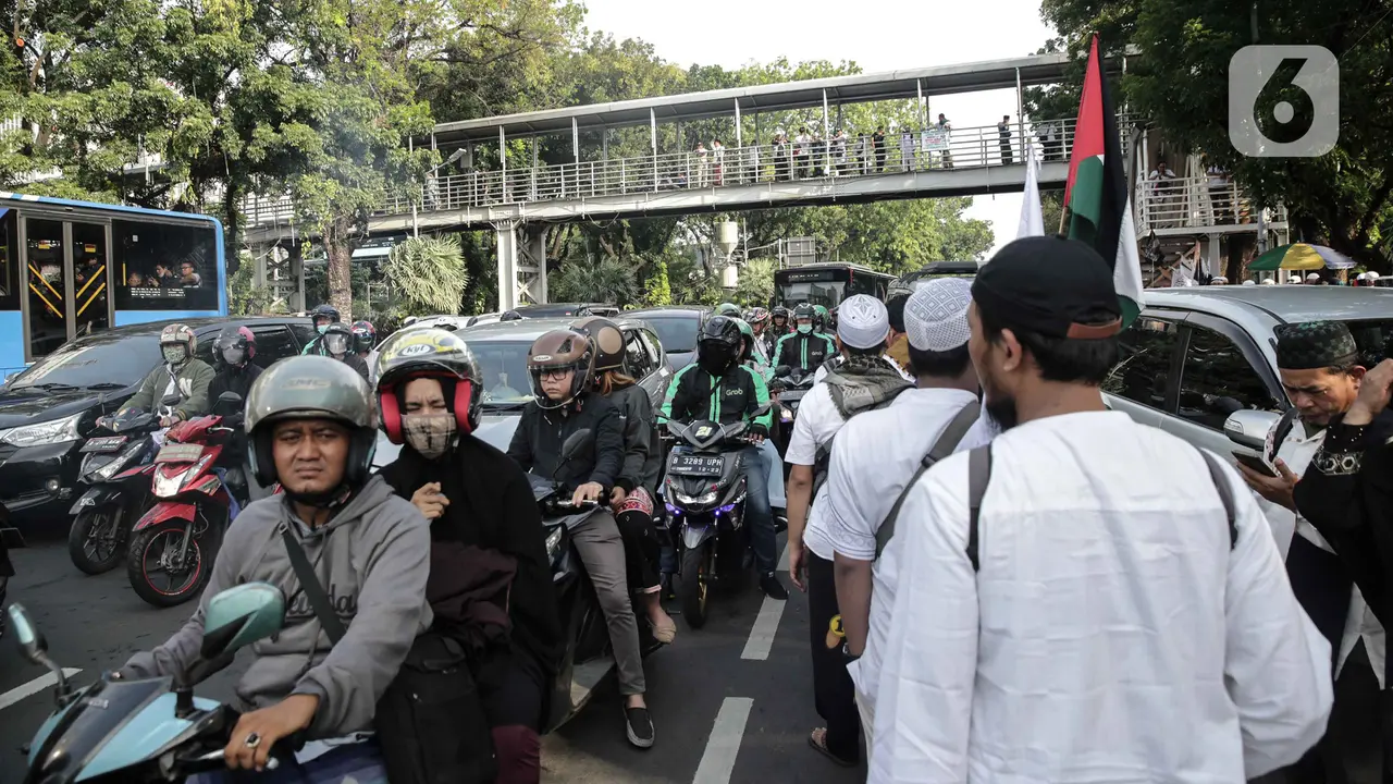 Ada Reuni 212, Lalu Lintas Sekitar Monas Macet Parah
