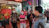 Kejagung menetapkan enam orang sebagai tersangka kasus korupsi proyek pengadaan pembangunan jalur kereta api Besitang - Langsa pada Balai Teknik Perkeretaapian Medan tahun 2017-2023. (Merdeka.com).