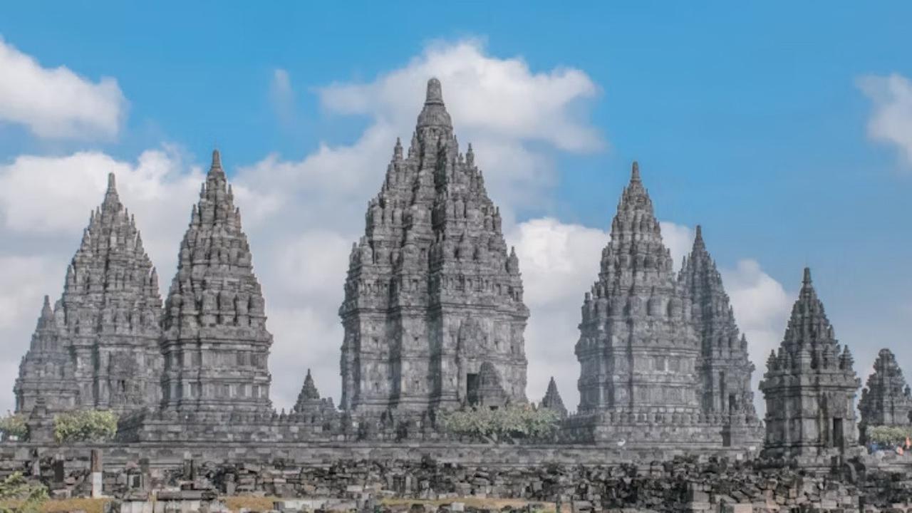 20 Wisata Sejarah yang Bisa Jadi Edukasi Anak, Candi Prambanan hingga Museum Konferensi Asia Afrika