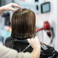 Ilustrasi Memotong Rambut Credit: pexels.com/Kimberly