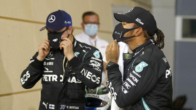 Sembuh Dari Covid 19 Lewis Hamilton Bakal Tampil Di Seri Penutup Formula 1 2020 Bola Liputan6 Com