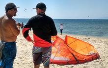 Banyuwangi jadi tuan rumah Tabuhan Island Pro Kiteboarding