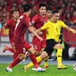 Duel Malaysia vs Vietnam di leg pertama final Piala AFF 2018 di Stadion Nasional Bukit Jalil, Kuala Lumpur, Selasa (11/12/2018). (AFP/Mohd. Rasfan)