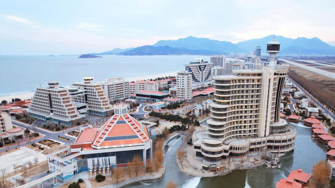 Resor wisata pantai di Korea Utara