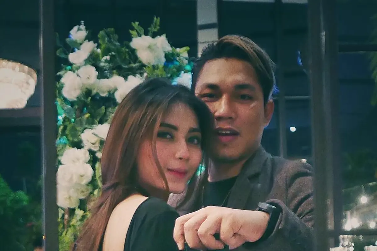 [Bintang] Rizal Armada dan Monica Imas