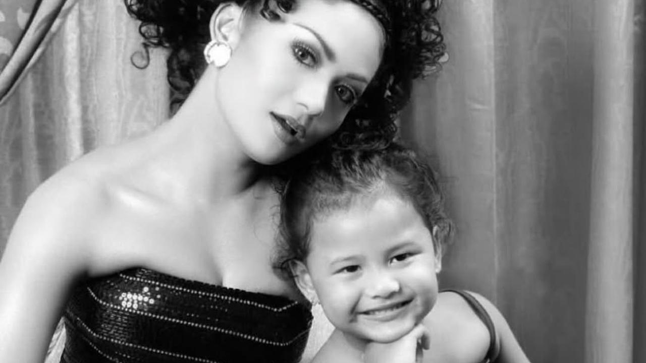 Bikin Haru, Begini Cara Aurel Hermansyah Peringati Hari Ibu - Unggah Foto Bareng Kris Dayanti dan Ashanty