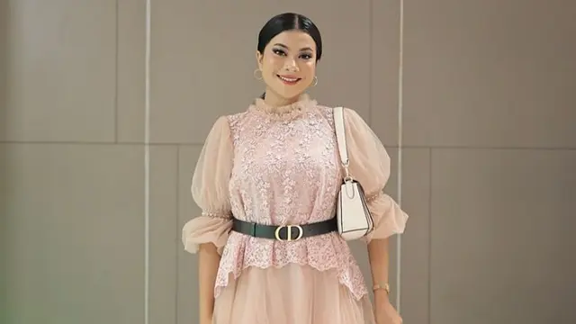 8 Selebriti Ini Bercerai saat Hamil Karena Berbagai Alasan, Terbaru Hanum Mega