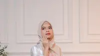 Reina Moore Luncurkan Lagu Religi Tetap di JalanMu, Tentang Jatuh Lalu Bangkit dan Belajar Lagi