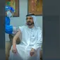 Perdana Menteri UEA Sheikh Mohammed mendapat vaksin COVID-19. Dok: Twitter @HHShkMohd