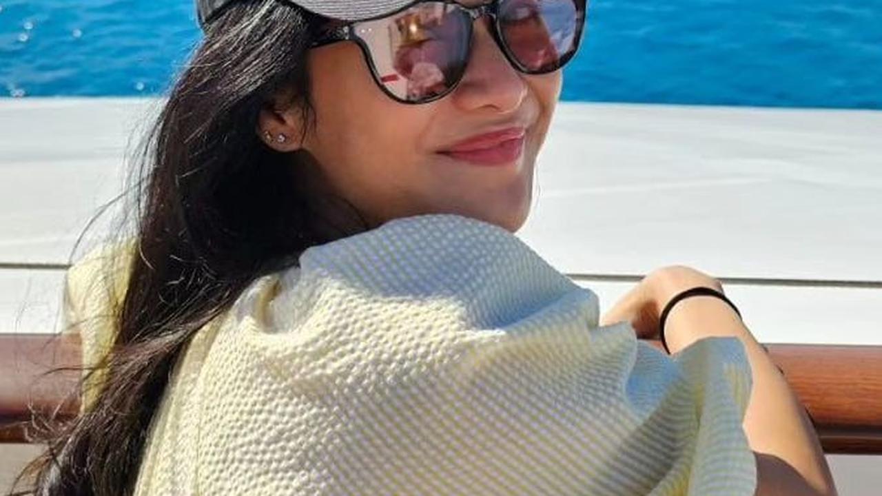 10 Momen Keseruan Dian Sastro Liburan di Bahama Bareng Suami, Potret Cantiknya Bikin Salfok