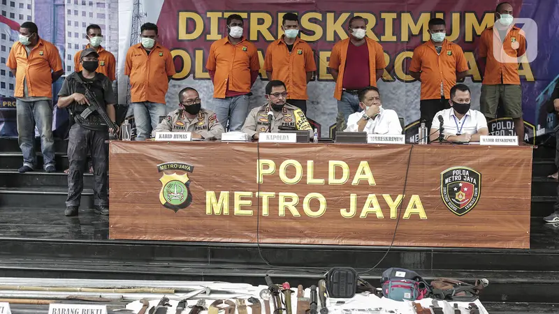 FOTO: John Kei dan Kelompoknya Dibekuk Polisi