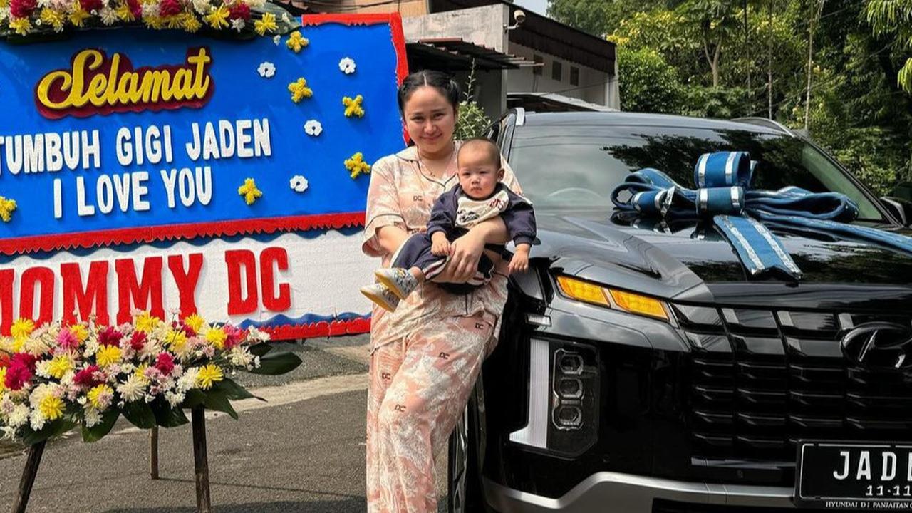 Baru Tumbuh Gigi, Jaden Anak Denise Dapat Hadiah Mobil Mewah Seharga Rp1 Miliar