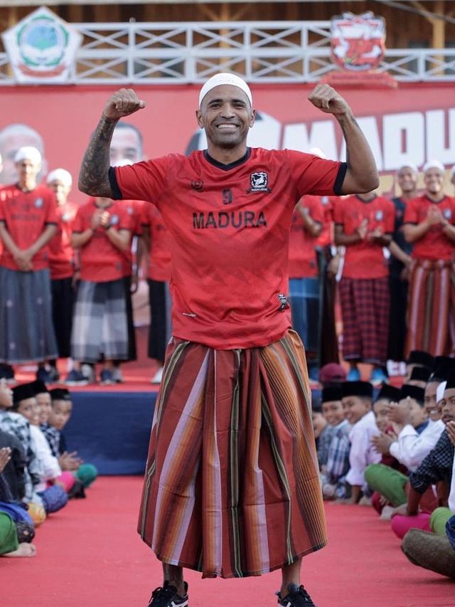 Madura United, Alberto Goncalves