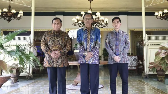 Prabowo Subianto dan Gibran Rakaming Raka bertemu Sri Sultan Hamengkubuwono X, di Yogyakarta, Senin (22/1/2024).