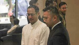 Diketahui, Nadiem Makarim diperiksa sebagai saksi terkait kasus dugaan tindak pidana korupsi pengadaan digitalisasi pendidikan Kementerian Pendidikan, Kebudayaan, Riset dan Teknologi (Kemendikbudristek) Tahun 2019-2023. Anggaran yang digelontorkan pemerintah sendiri mencapai hampir Rp10 triliun. (merdeka.com/Arie Basuki)