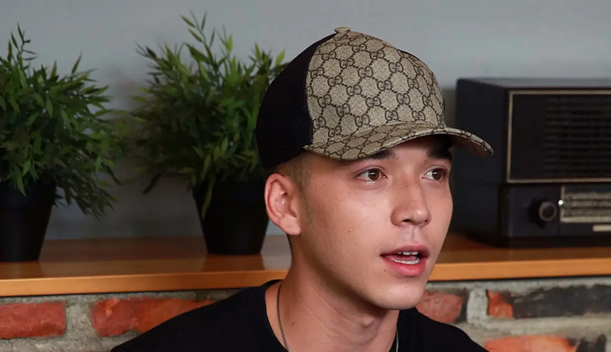 Meski tidak ada hubungan asmara, Stefan mengaku bahwa hubungannya dengan Natasha hingga kini berjalan baik dan profesional. Apalagi masih terlibat dalam satu sinetron yang dipasangkan sebagai sepasang kekasih. (Deki Prayoga/Bintang.com)