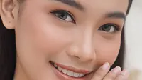 Rekomendasi Cincin Tunangan Terbaik 2025. Foto: Meta AI