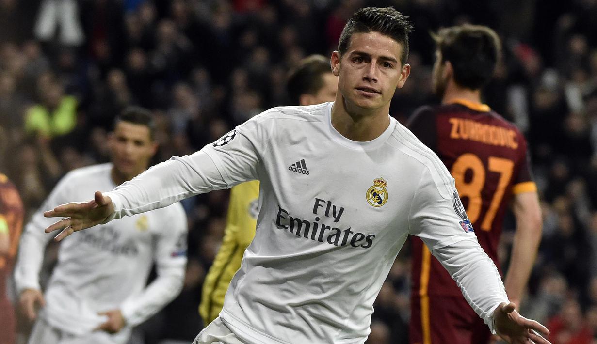James Rodriguez mencatatkan namanya pada papan skor setelah membawa Real Madrid menang atas AS  Roma pada leg kedua babak 16 besar liga Champions di Stadion Santiago Bernabeu, Madrid, (AFP/Gerard Julien)