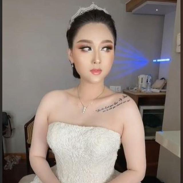 Demi Tampil Bak Putri, Pengantin Rela Habiskan Rp100 Juta untuk Makeup dan Gaun