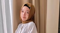 Nissa Sabyan panen kecaman lagi akibat pengakuan Ririe Fairus di kanal YouTube Maia Estianty. (Foto: Dok. Instagram @nissa_sabyan)