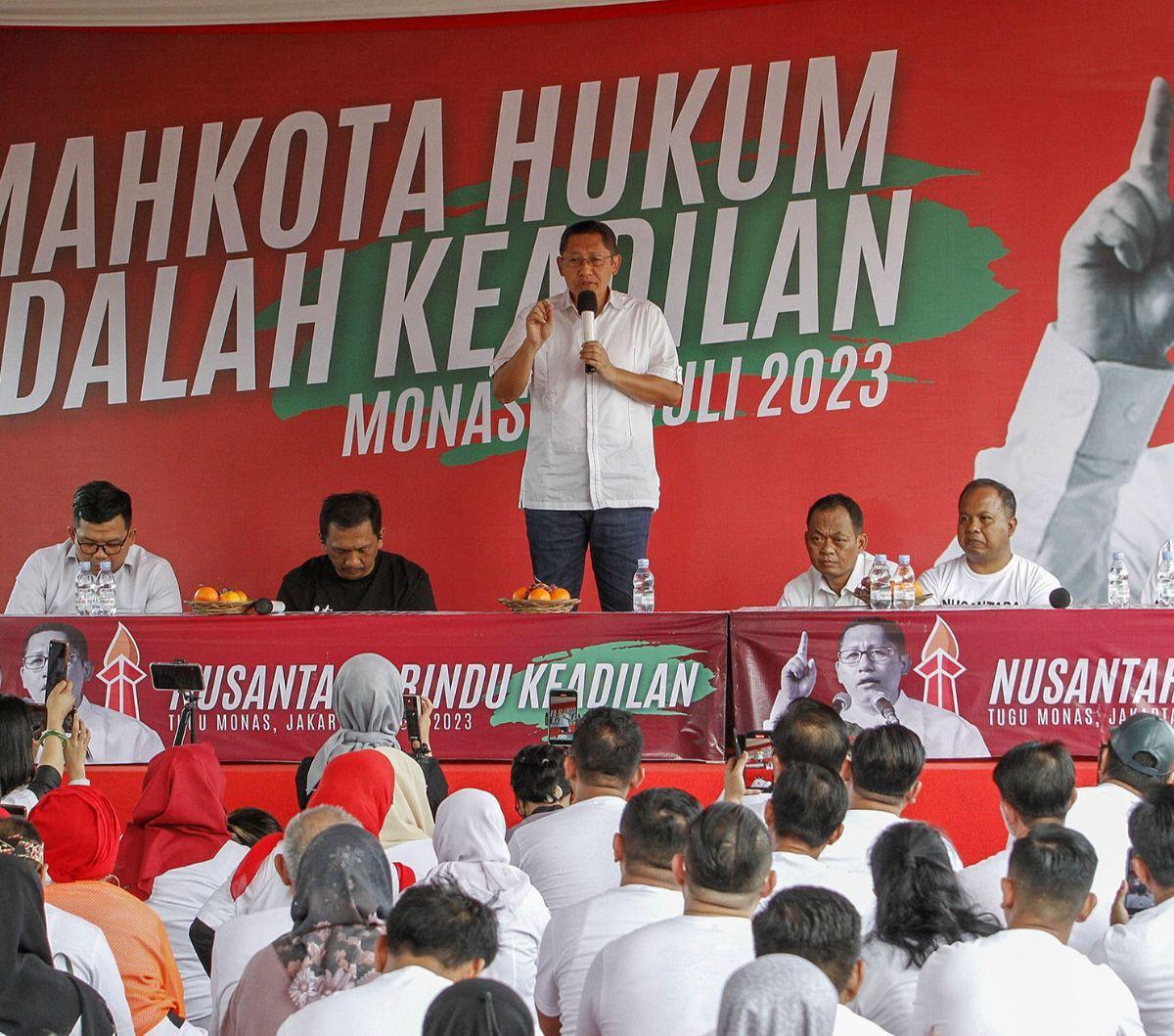 Ketua Umum Partai Kebangkitan Nusantara (PKN) yang juga mantan terpidana kasus korupsi, Anas Urbaningrum menyampaikan pidato politiknya di kawasan Monumen Nasional (Monas), Jakarta, Sabtu (15/7/2023). 

Pidato politik itu disampaikan untuk menjawab peri