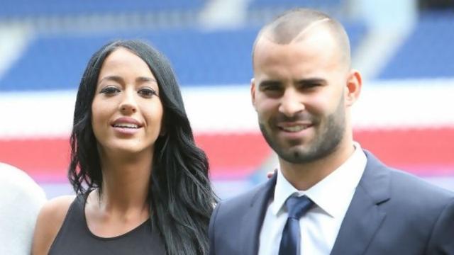 Aurah Ruiz (kiri) dan eks bintang Real Madrid Jese Rodriguez (elbalonrosa)