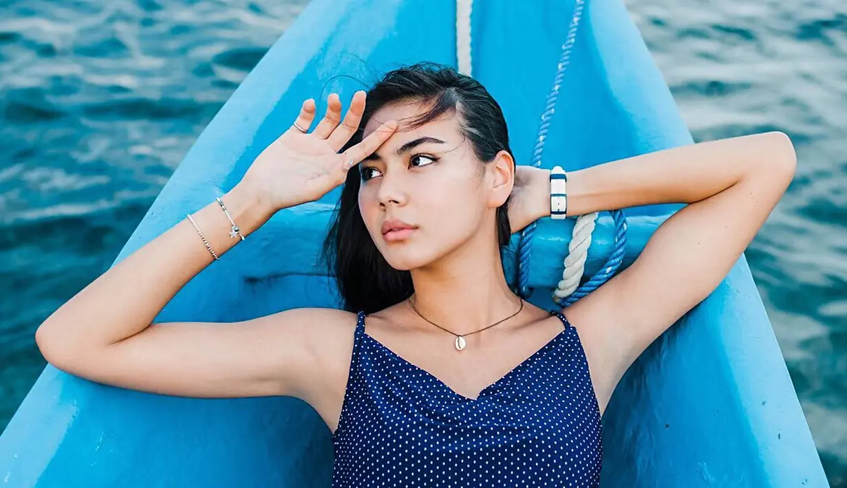 Aylena Fusil merupakan aktris pendatang baru yang saat ini namanya semakin populer. Sempat berperan sebagai Nina dalam sinetron Naluri Hati, saat ini ia tengah menjalani syuting serial terbaru. (Liputan6.com/IG/@aylena.fusil)