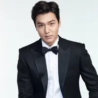 Lee Min Ho (via Pinterest)