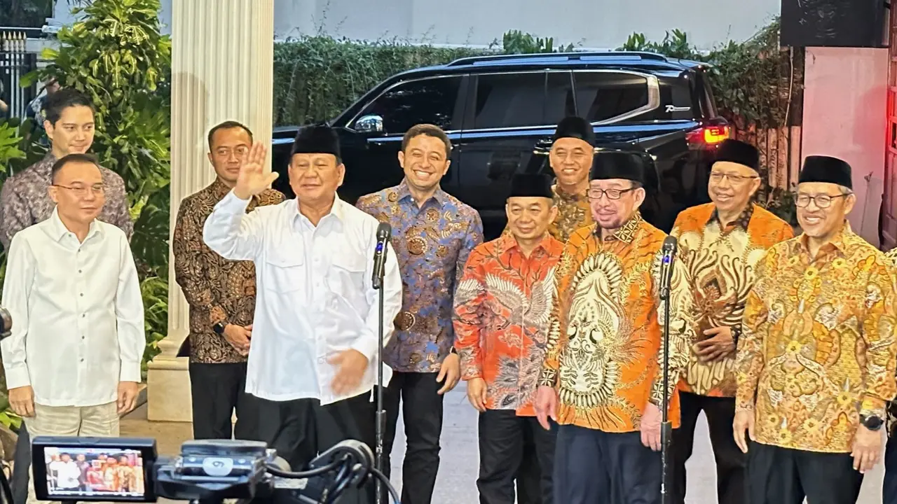 Pimpinan Partai Keadilan Sejahtera (PKS) menemui Presiden Terpilih Prabowo Subianto di kediaman Kertanegara, Jakarta Selatan.