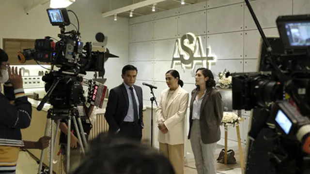 Di balik layar serial "Hubungi Agen Gue!" (Foto: Disney+ Hotstar Indonesia)